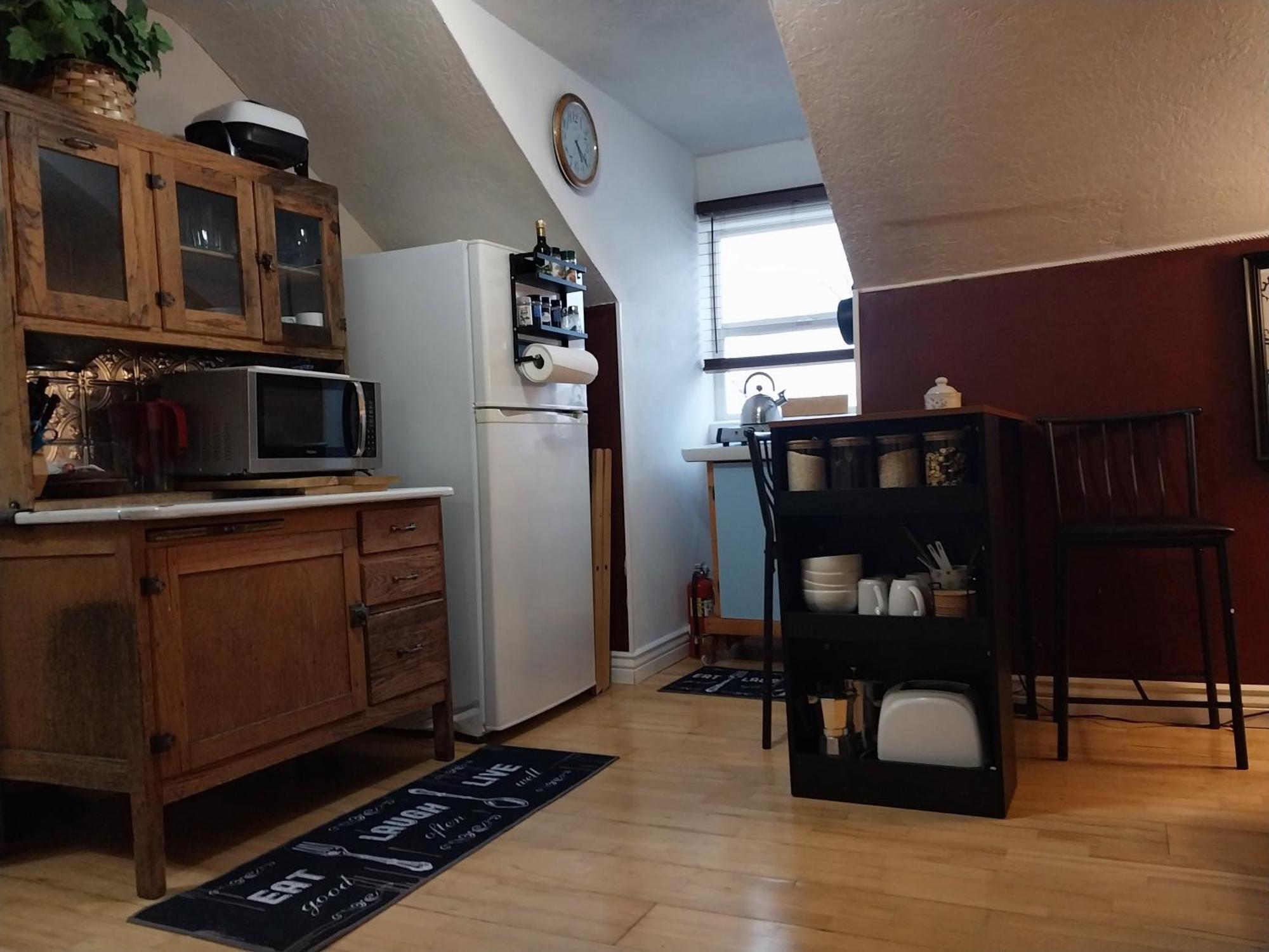 Cozy And Quiet Apartment On The Second Floor Escalante Eksteriør bilde
